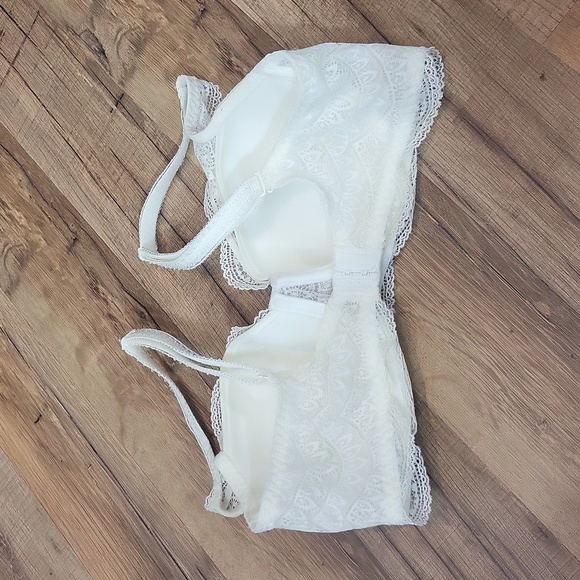 SIMONE PERELE Cream Adjustable & Criss-cross Strap Lightly Padded Bra - Picture 2 of 16